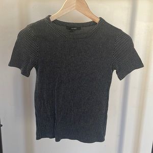 Forever 21 casual t-shirt